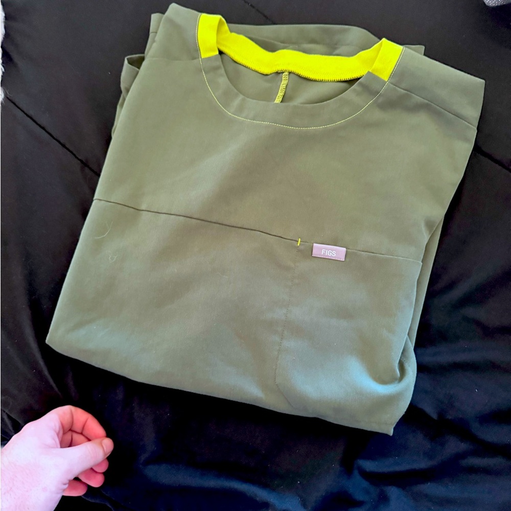 Figs Men’s Olive Green Scrub Top with Neon Yellow Contrast